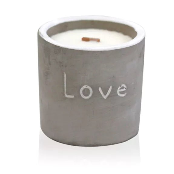 Love Soy Wax Candle 500g - Purple Fig and Casis - The Rosy Robin Company